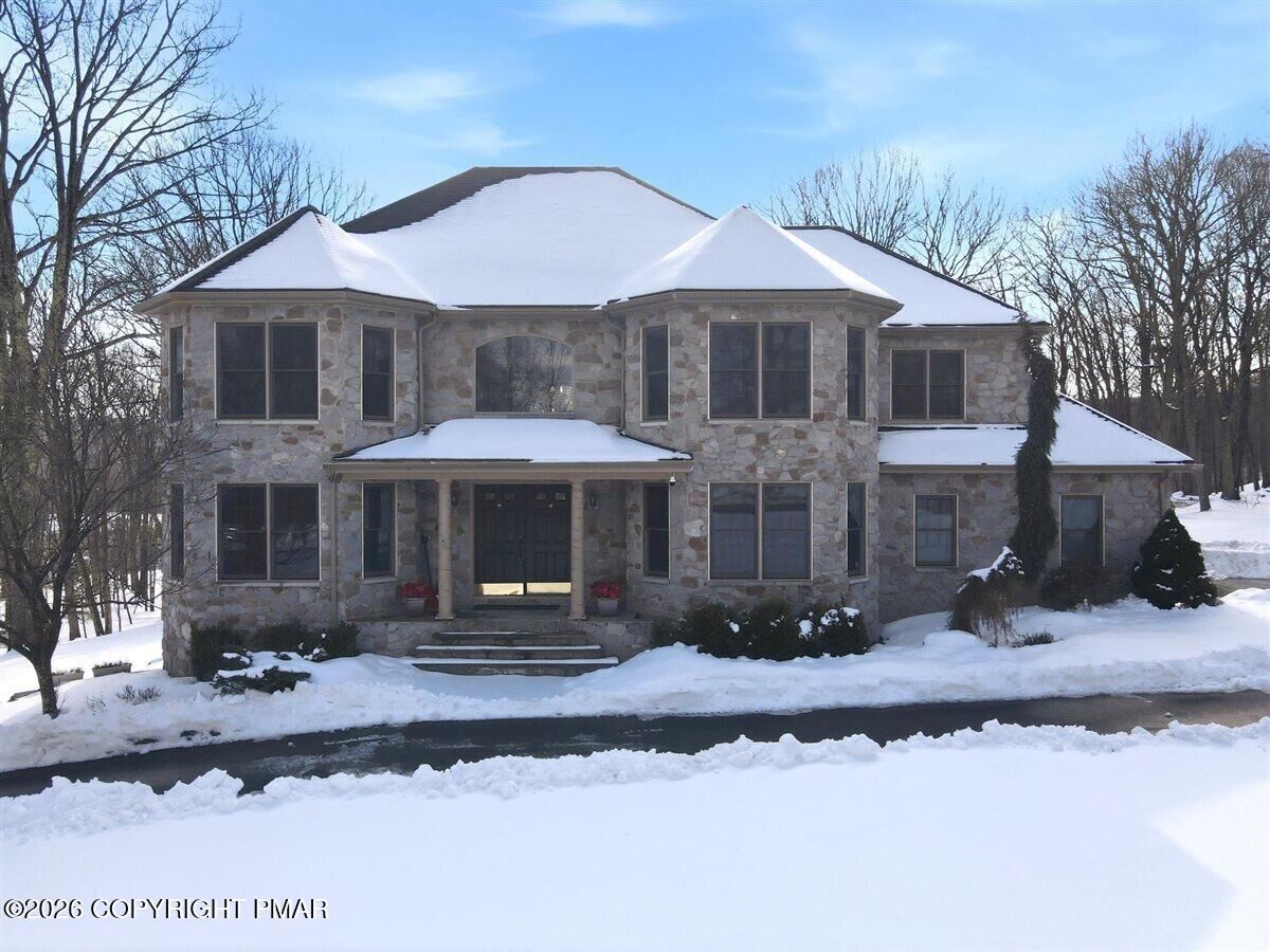 Property Photo:  5132 Pocono Park Park  PA 18370 