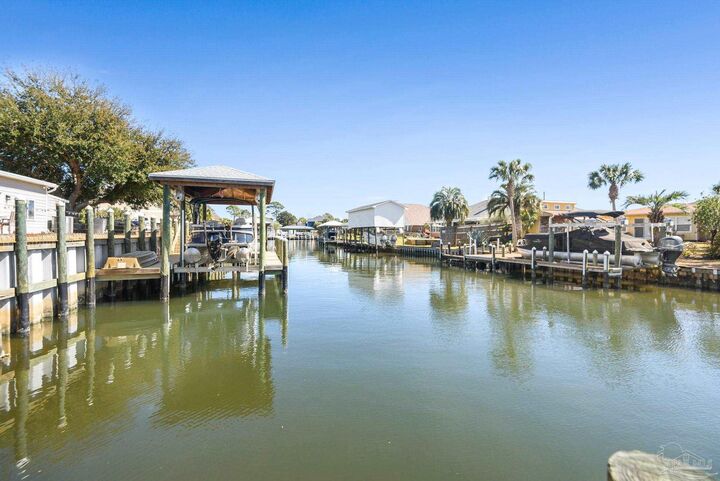 Property Photo:  3367 Circle Dr  FL 32563 