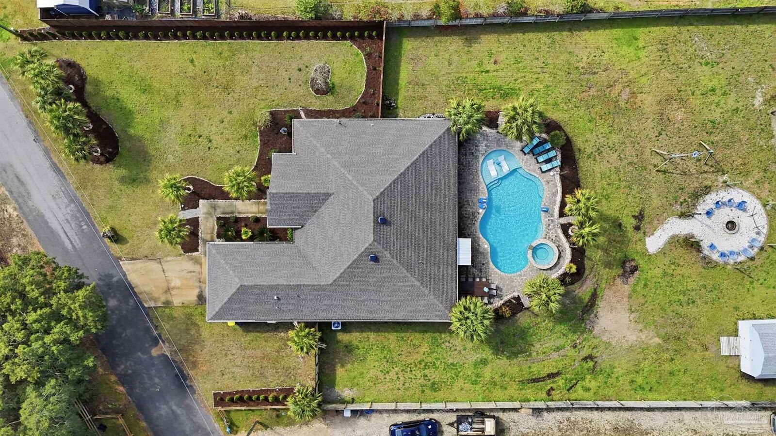 Property Photo:  1760 Saroco Rd  FL 32563 