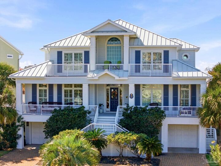 Property Photo: 9 Seashore Dr FL 32561