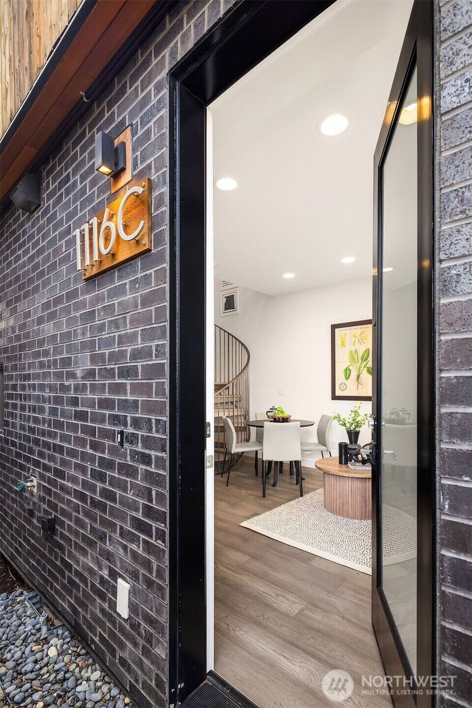 Property Photo:  1116  13th Avenue C  WA 98122 