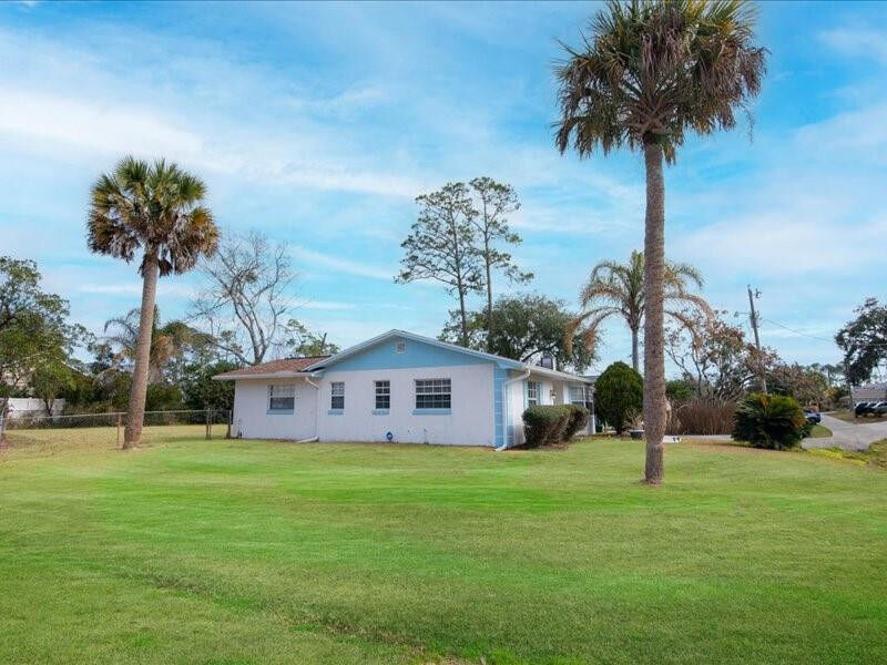 Property Photo:  1 Westcliffe Lane  FL 32164 