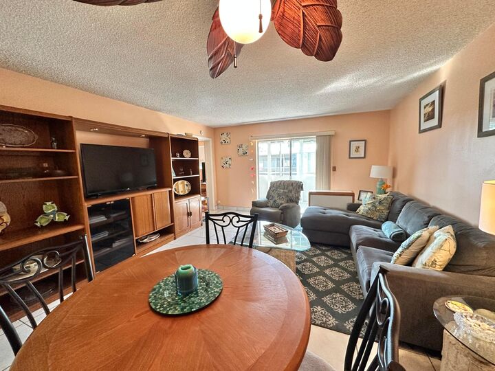 Property Photo:  2606 S Garden Drive 311  FL 33461 