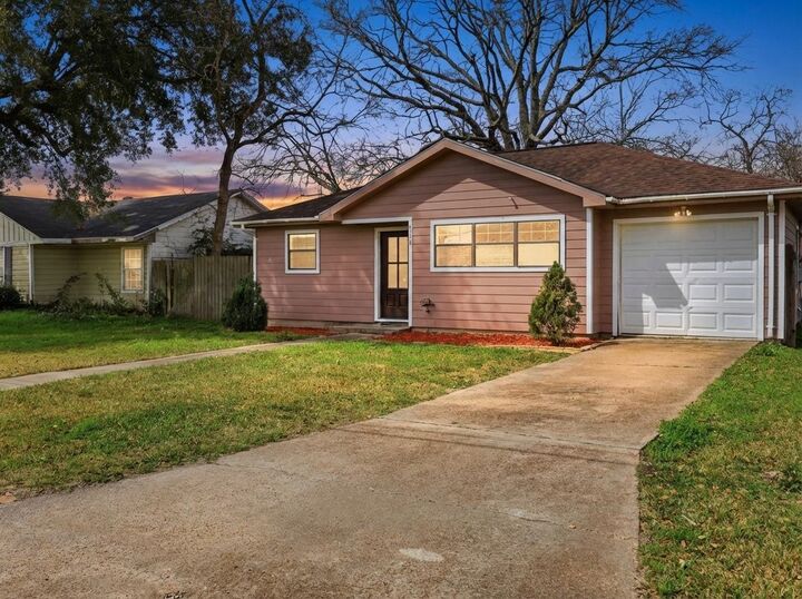 Property Photo:  2110 7th Street  TX 77651 