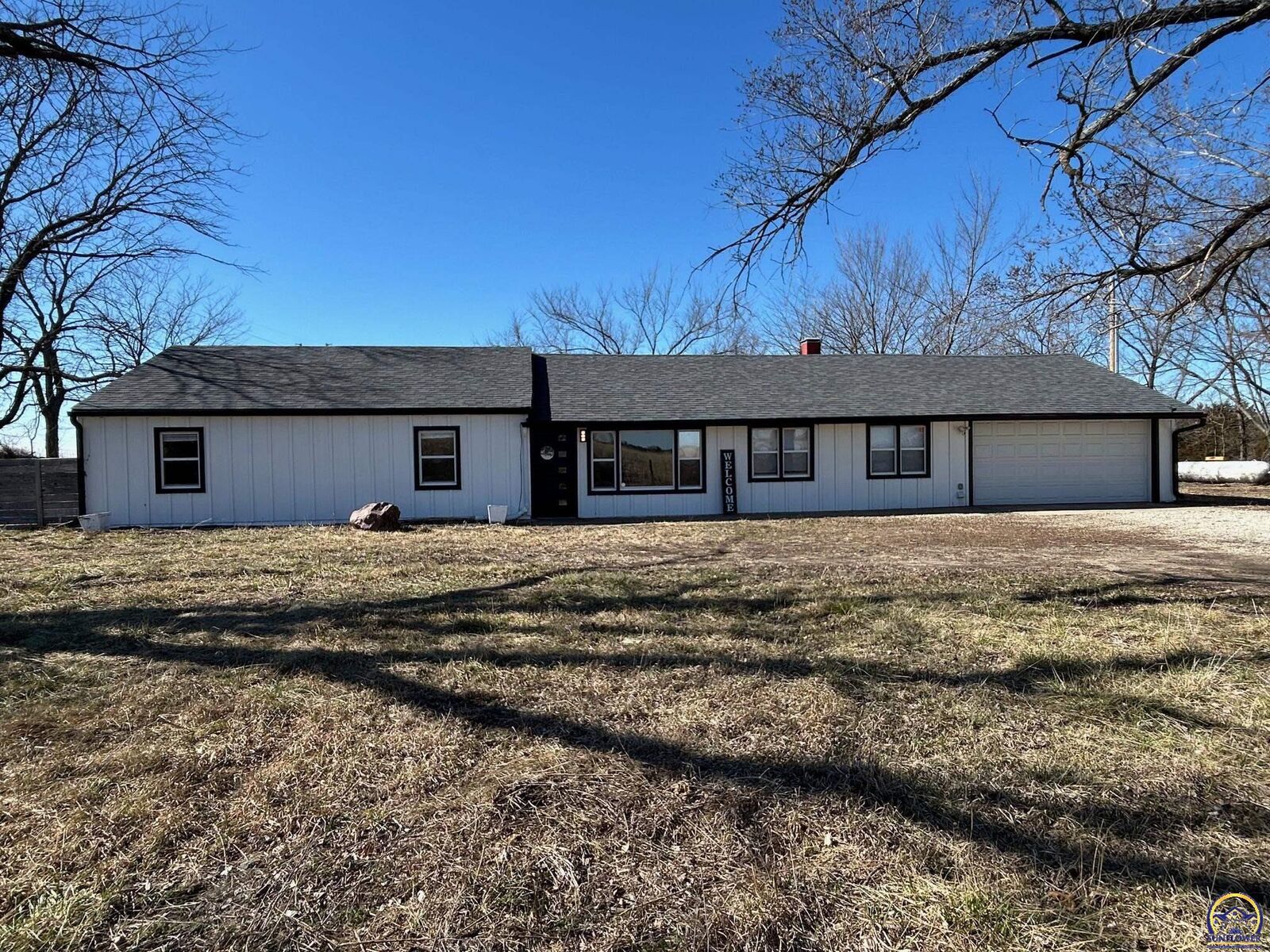 Property Photo:  8039 SE Berryton Rd  KS 66409 