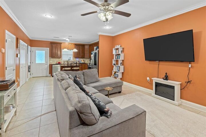 Property Photo: 1500 Lacadie Drive J LA 70605