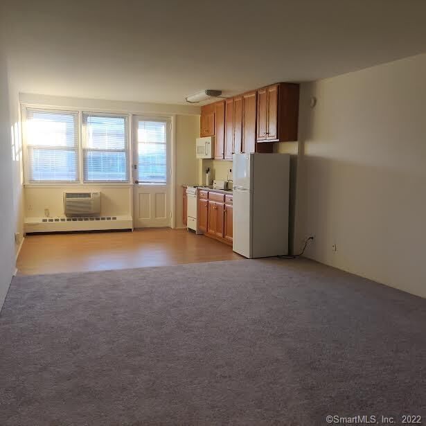 Property Photo: 444 Bedford Street Apt 4L CT 06901