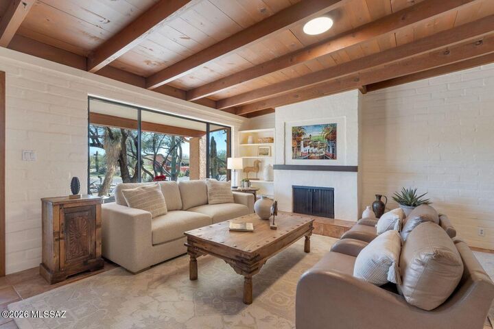 Property Photo: 7019 N Magic Lane AZ 85704