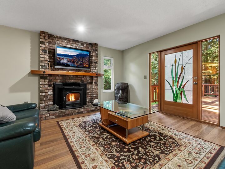 Property Photo:  1833 133A Street  BC V4A 7M4 