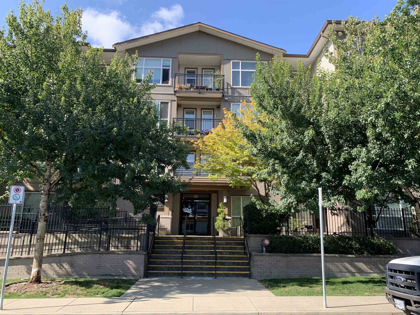 Property Photo:  2343 Atkins Avenue 416  BC V3C 1Y7 