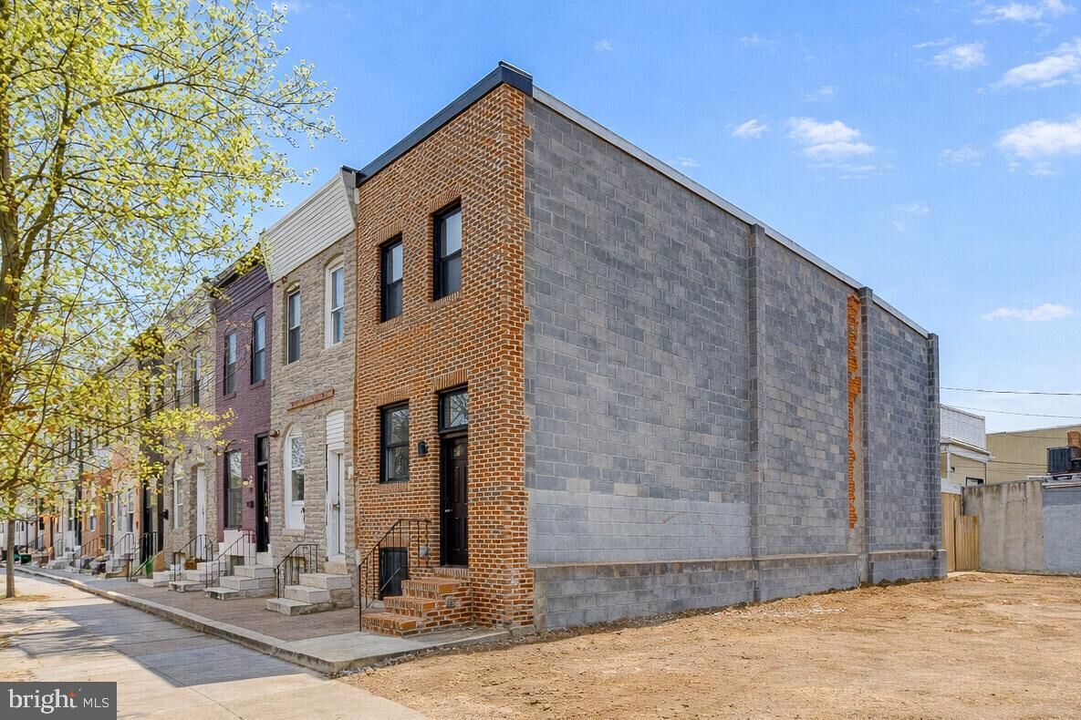 Property Photo: 711 N Patterson Park Avenue MD 21205
