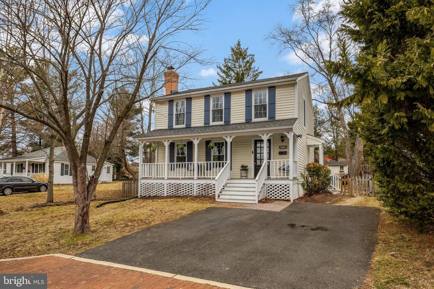 Property Photo:  406 Blue Ridge Avenue NE  VA 20176 
