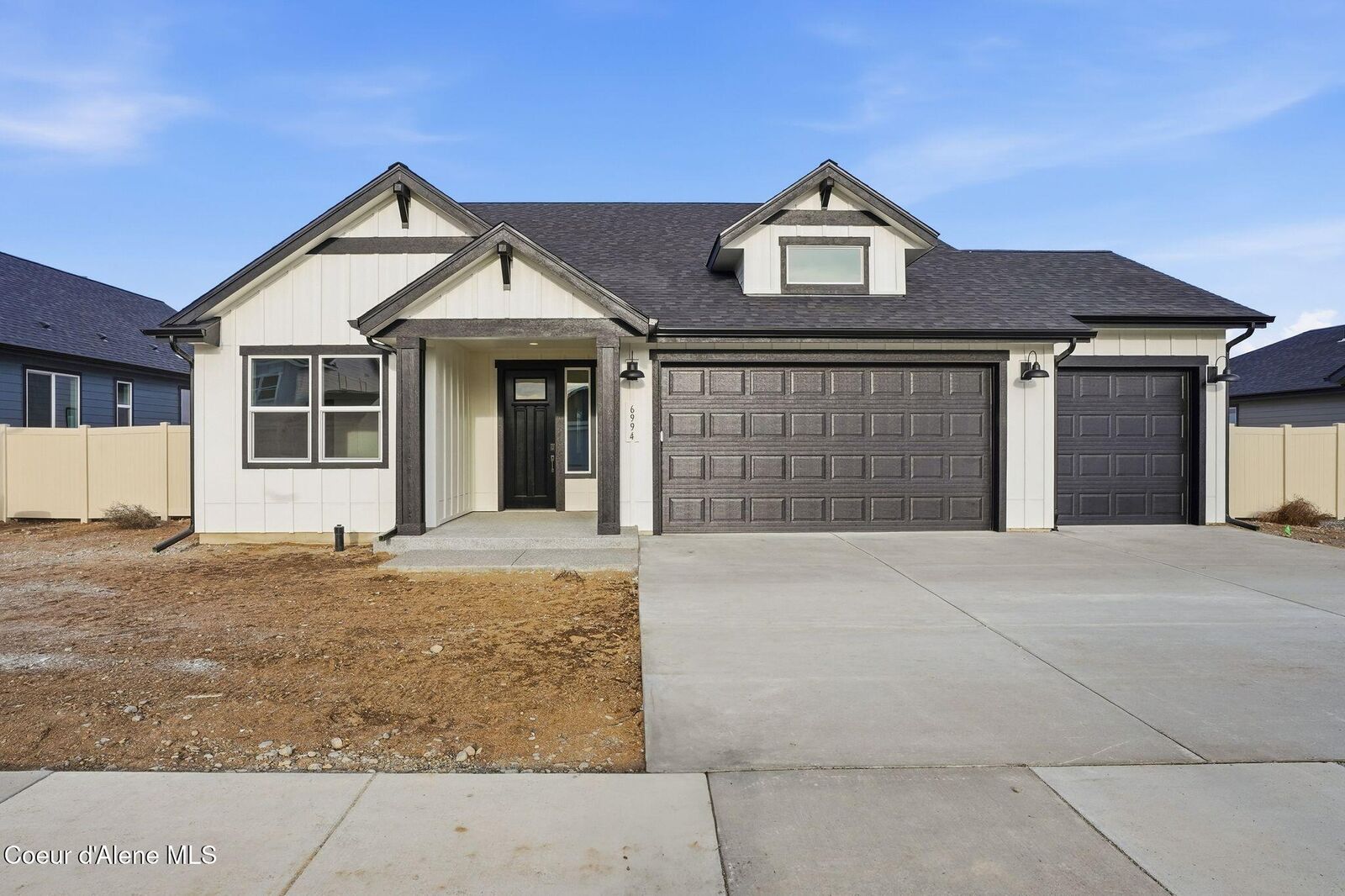 Property Photo:  6994 N Coeur Terre Blvd  ID 83815 