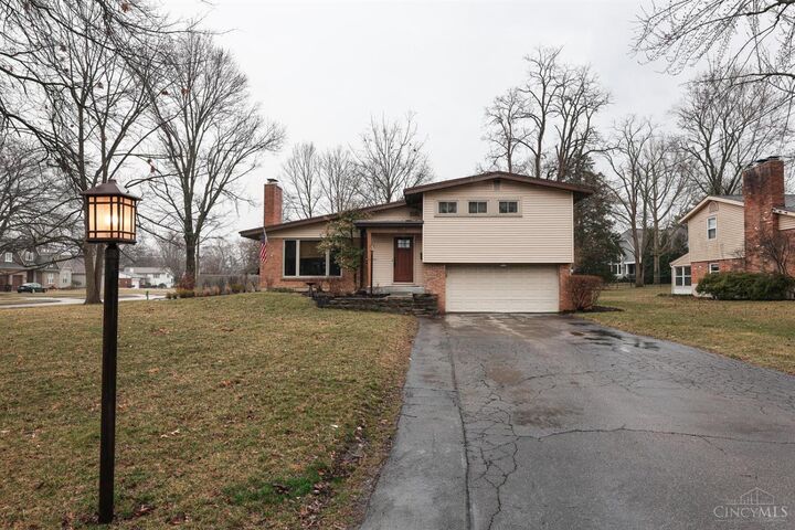 Property Photo:  9856 Knollbrook Terrace  OH 45242 