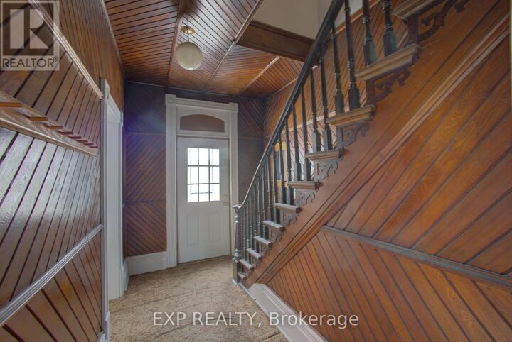 Property Photo:  7 Gordon Street West  ON N0G 2S0 