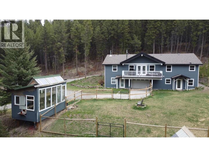 Property Photo: 6508 Horse Lake Road BC V0K 1X3