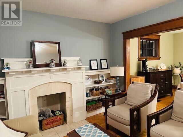 Photo de la propriété: 7 Forest Ave ON P6B 1A3