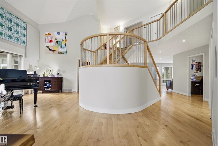 Property Photo:  9324 95 Street NW  AB T6C 3X2 