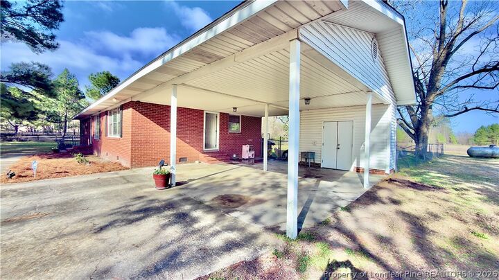 Property Photo: 5309 Tobacco Road NC 28369