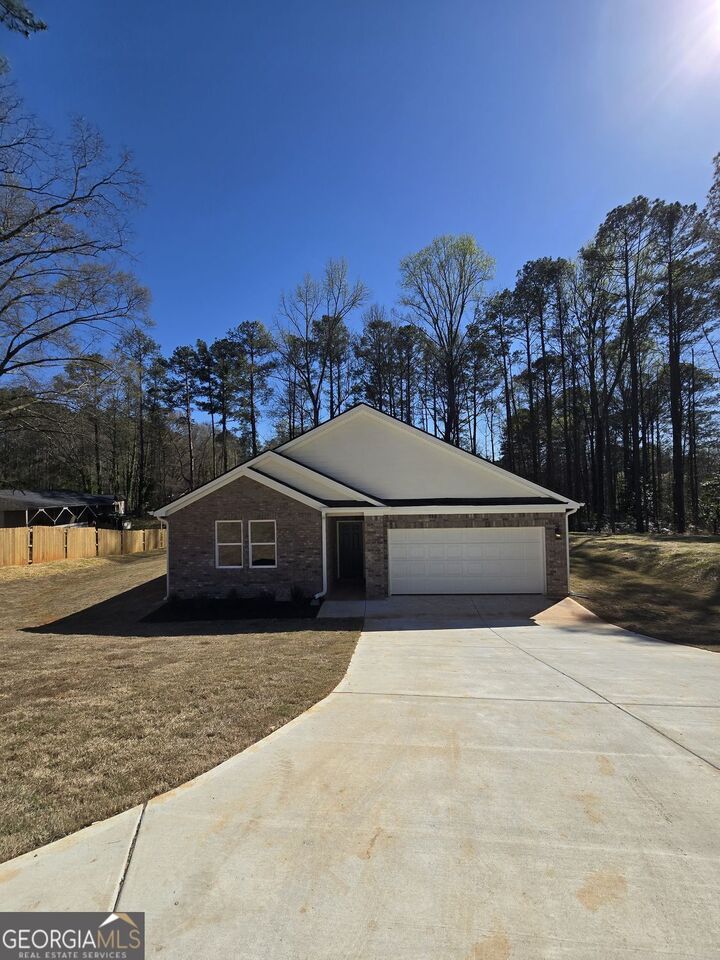 Property Photo: 229 Swan Lake Road GA 30281