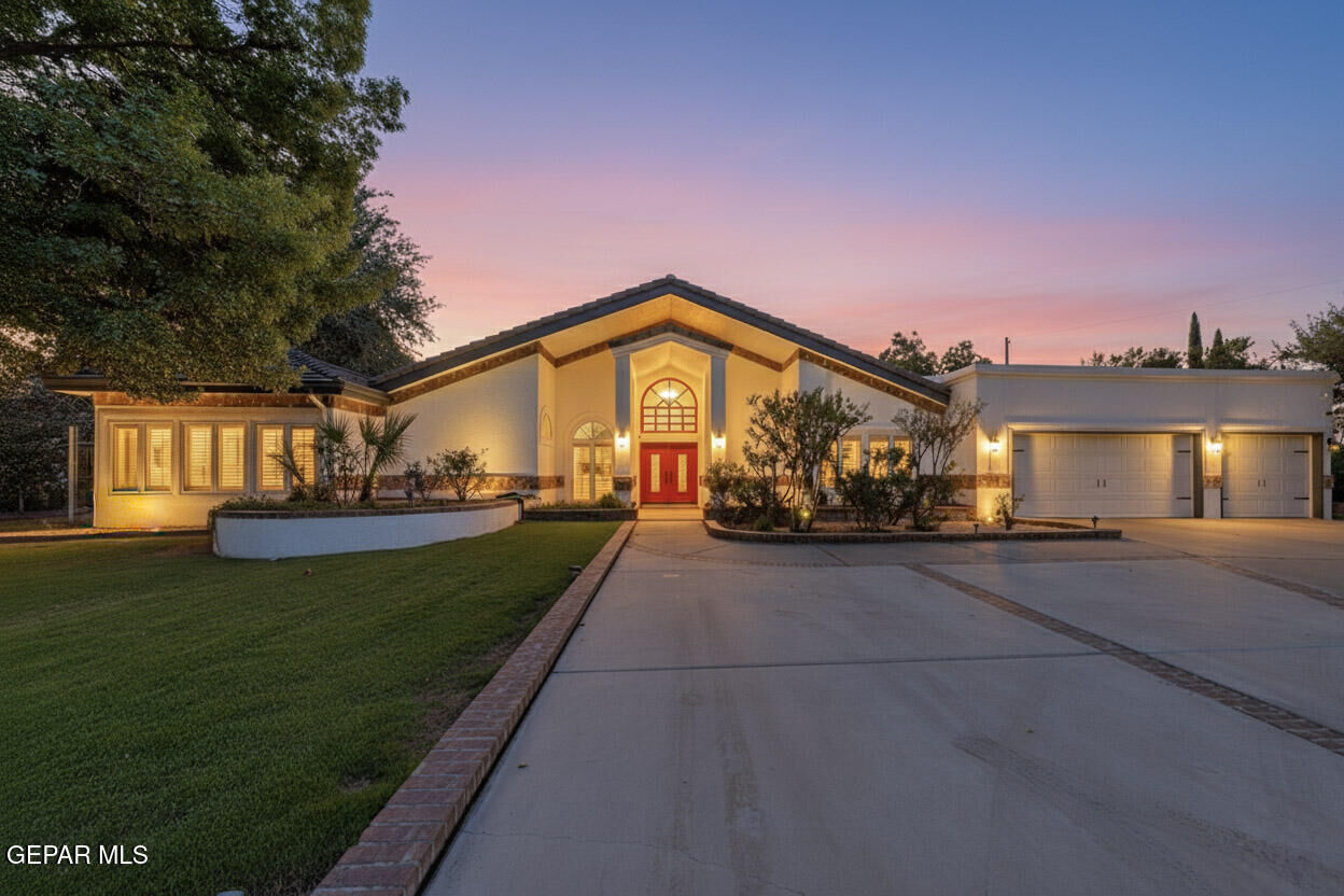 Property Photo: 5238 White Oak Drive TX 79932