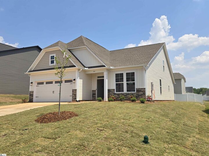 Property Photo:  947 Gibbons Street Lot 104  SC 29385 