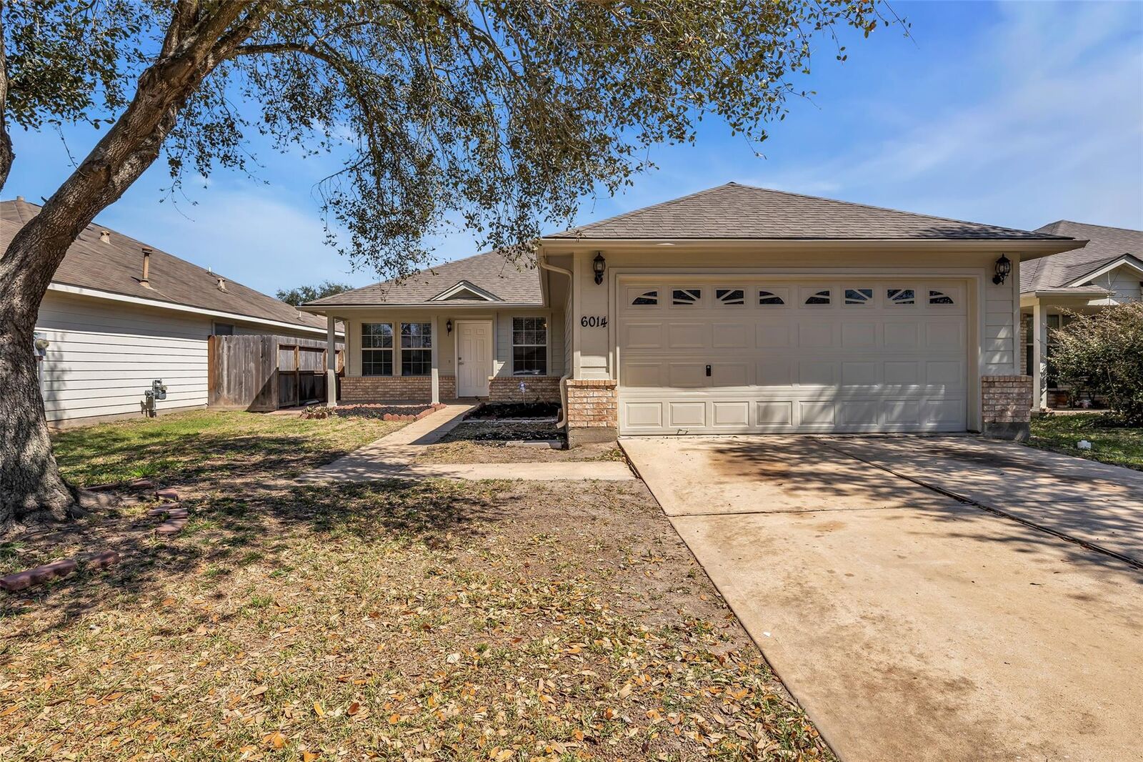 Property Photo:  6014 Dunsley Drive  TX 77449 