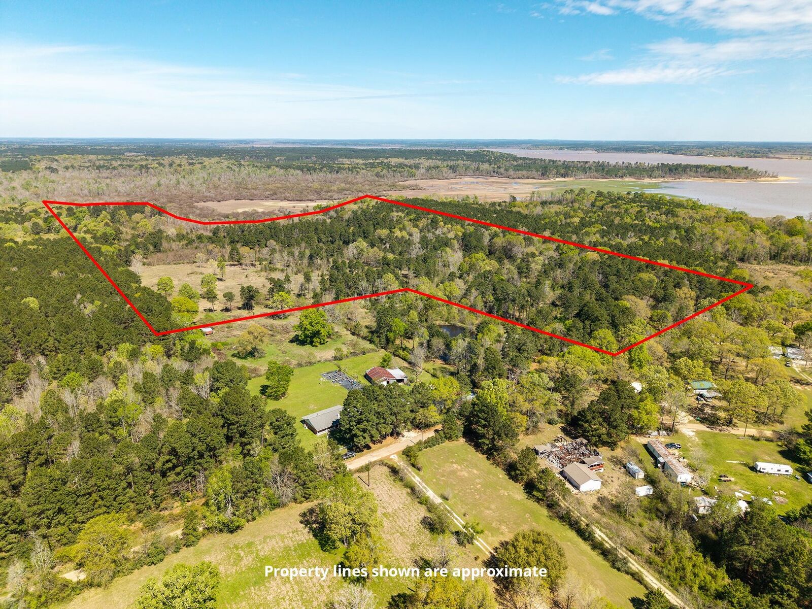 Property Photo: 621 Herman Nerren Road TX 75949