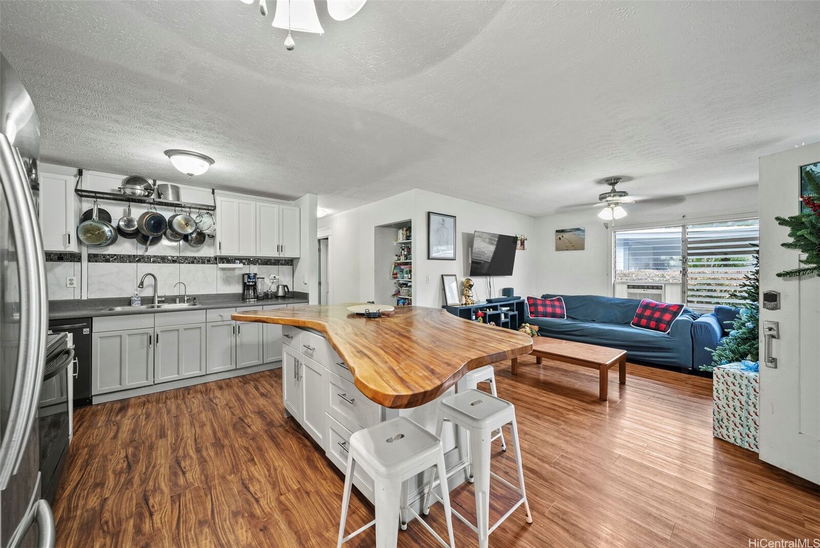 Property Photo: 67-173 Kuoha Street HI 96791