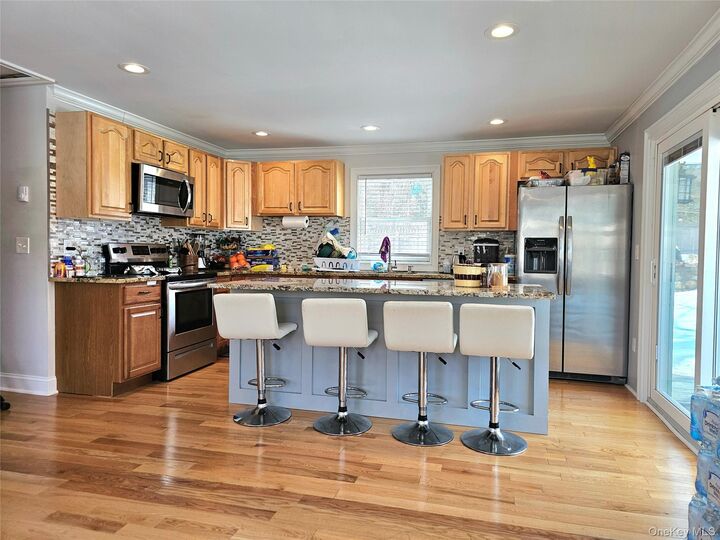 Property Photo:  7 Ferndale Road  NY 10509 