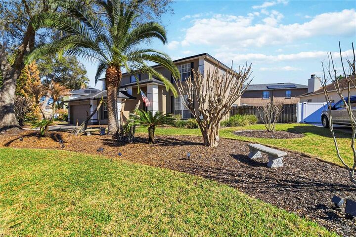 Property Photo:  2419 Point O Woods Court  FL 32765 