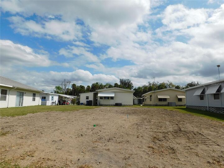 Property Photo: 4527 13th Street E FL 34222
