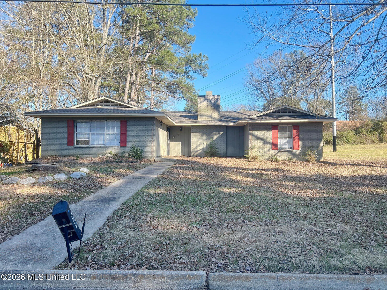 Property Photo: 800 Meadow Hill Drive MS 39056