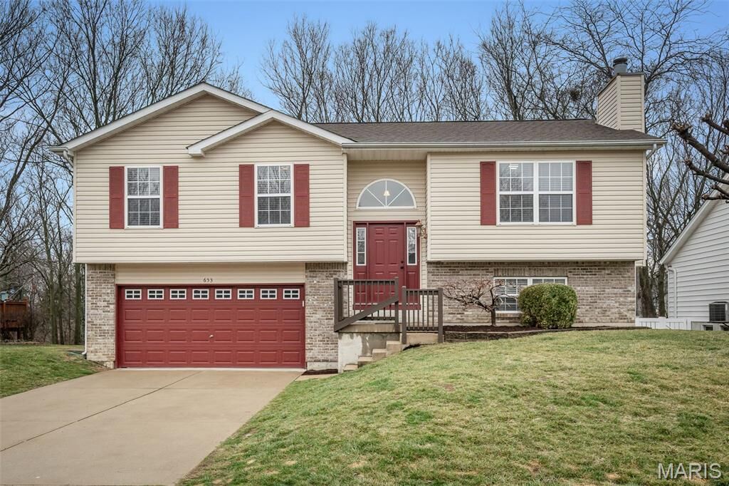 Property Photo:  653 Glenshee Drive  MO 63385 