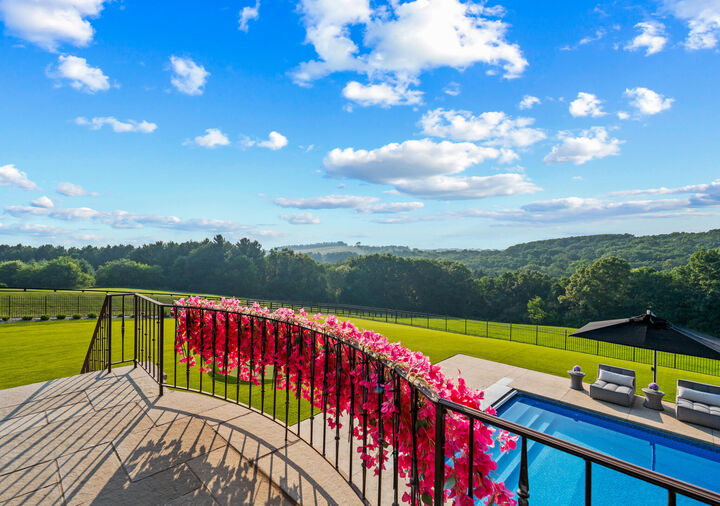 Property Photo: S17w28902 Price Ct WI 53188