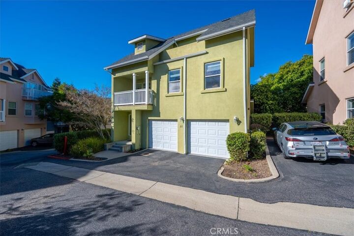 Property Photo:  1144 Walnut 11  CA 93401 