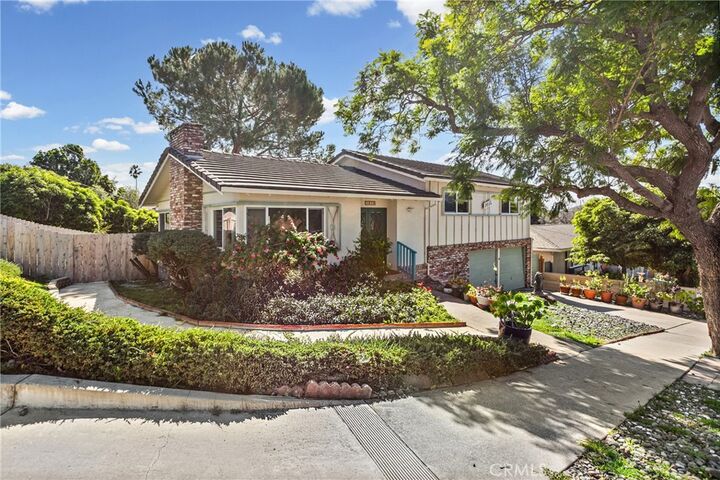 Property Photo:  1415 Smith  CA 93401 