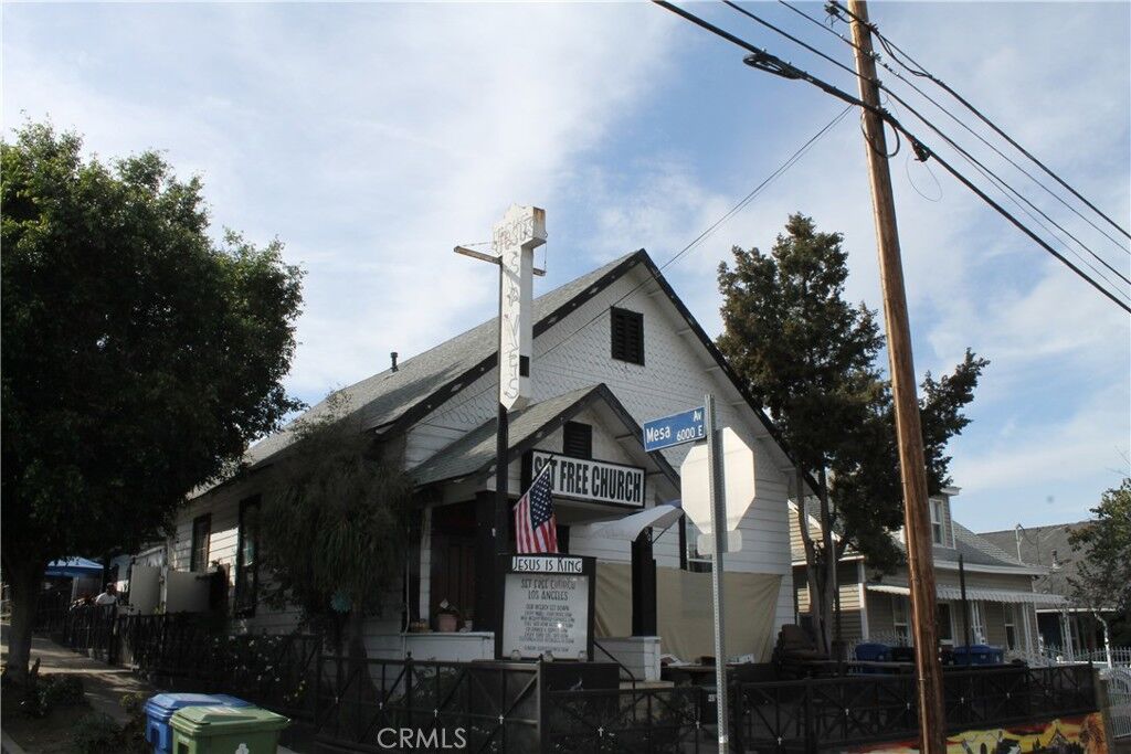 Property Photo: 6035 Mesa CA 90042
