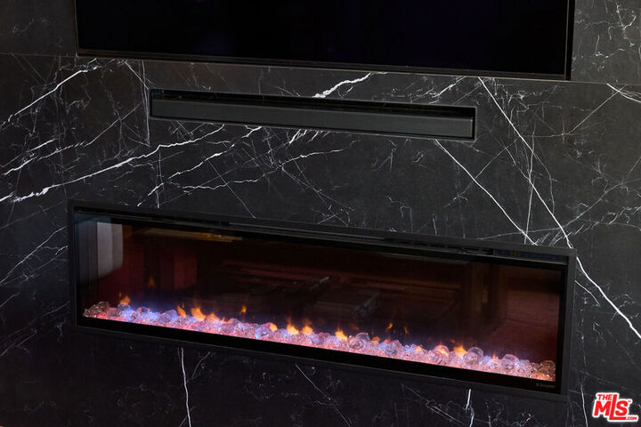 Property Photo:  221 S Gale Drive 403  CA 90211 