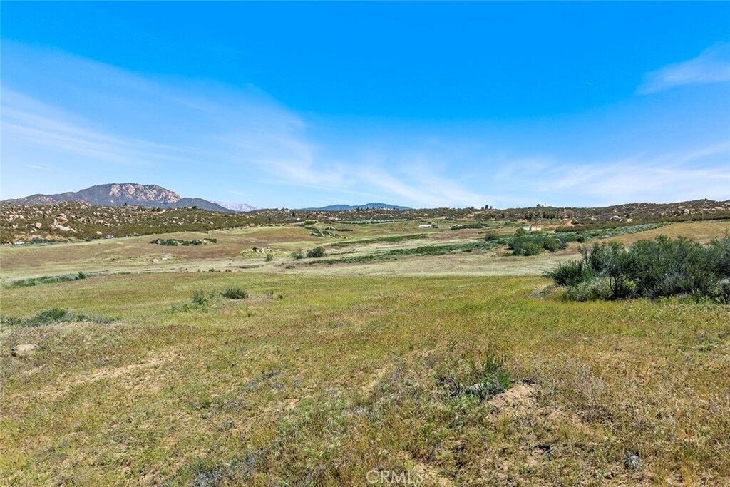 Property Photo: 5 Sorensen Road CA 92536