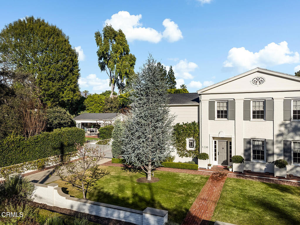 Property Photo: 1230 Hillside Road CA 91105