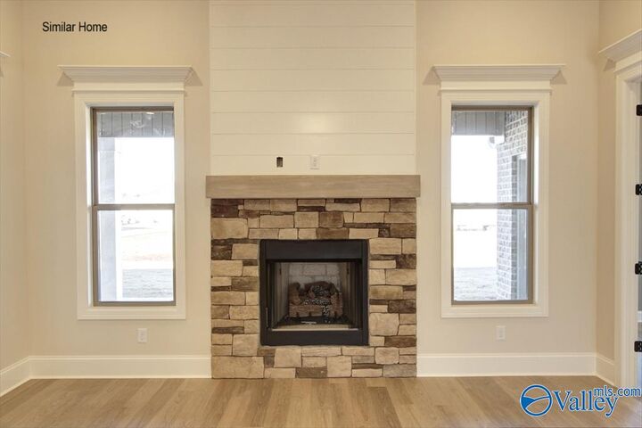 Property Photo:  Cambridge F Avondale Drive  AL 35613 