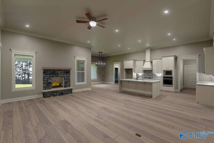 Property Photo:  Williamson-B Avondale Drive  AL 35613 