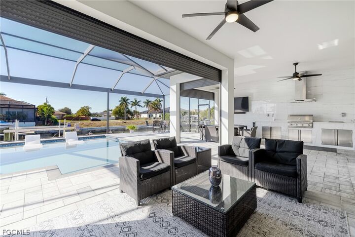 Property Photo:  2524 SW 25th Street  FL 33914 