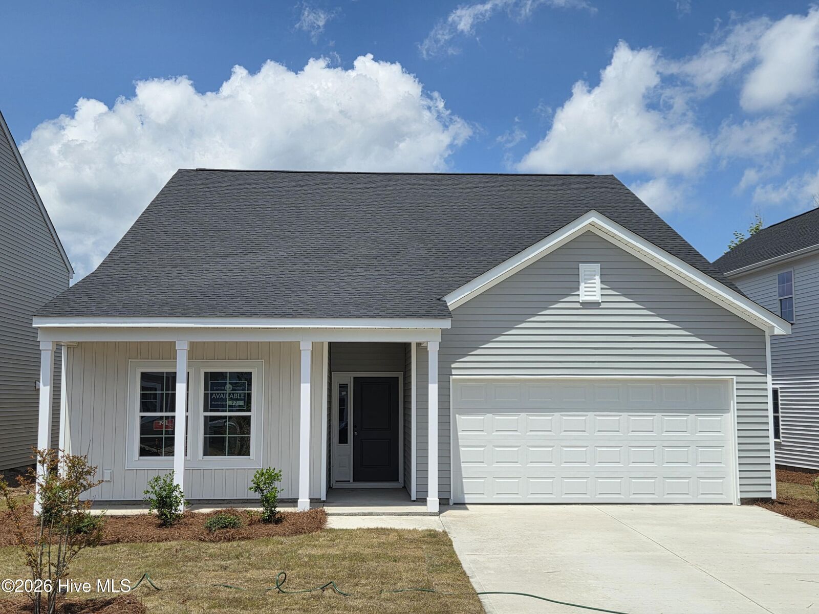 Property Photo:  607 Hicks Court  NC 28460 