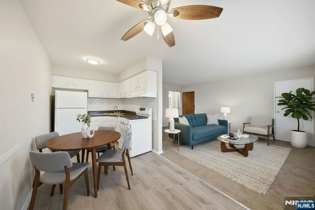 Property Photo:  1 Dahnert Park Lane 6  NJ 07026 