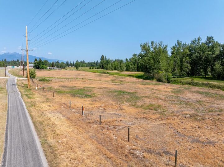 Property Photo:  468 US Highway 93 N  MT 59840 