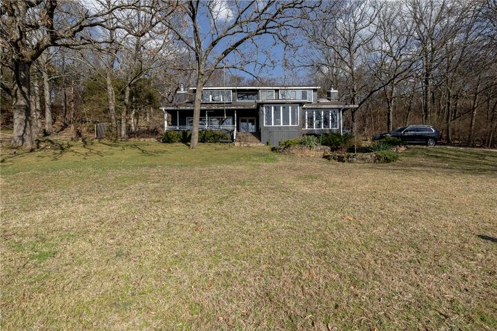Property Photo:  585 N Rockcliff Road  AR 72701 