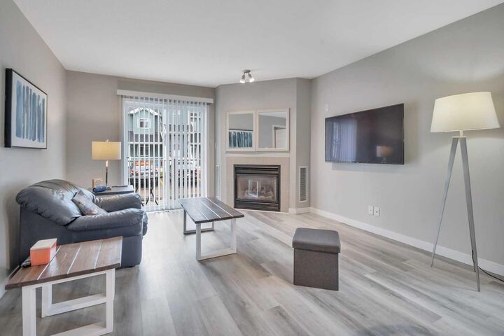 Property Photo: 5220 50A Avenue 1212 AB T4S 1E5