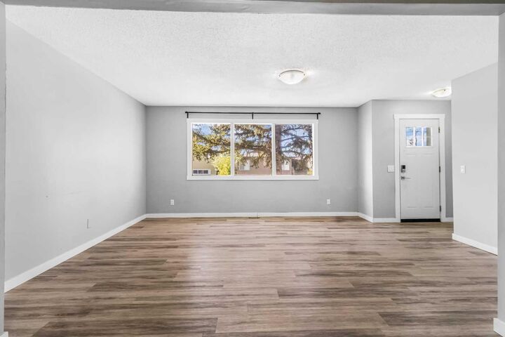 Property Photo: 183 Penbrooke Close SE AB T2A 3N9